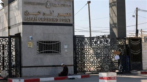 Plan for Canadians to leave Gaza via Egyptian border crossing Saturday cancelled